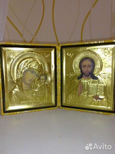 Икона новая,складень,парча