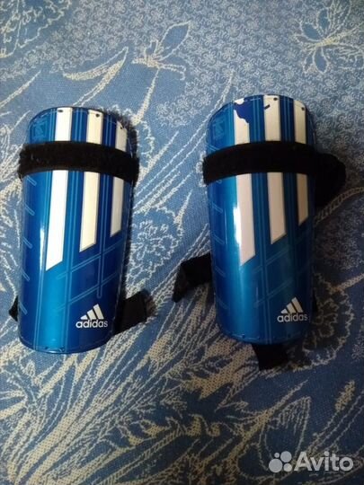 Щитки футбольные adidas