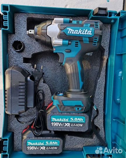 Аккумуляторный гайковерт Makita 800 н.м. (Арт.2452