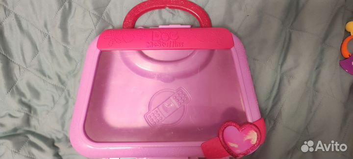 Чемодан Доктор Плюшева с овечкой лэмми