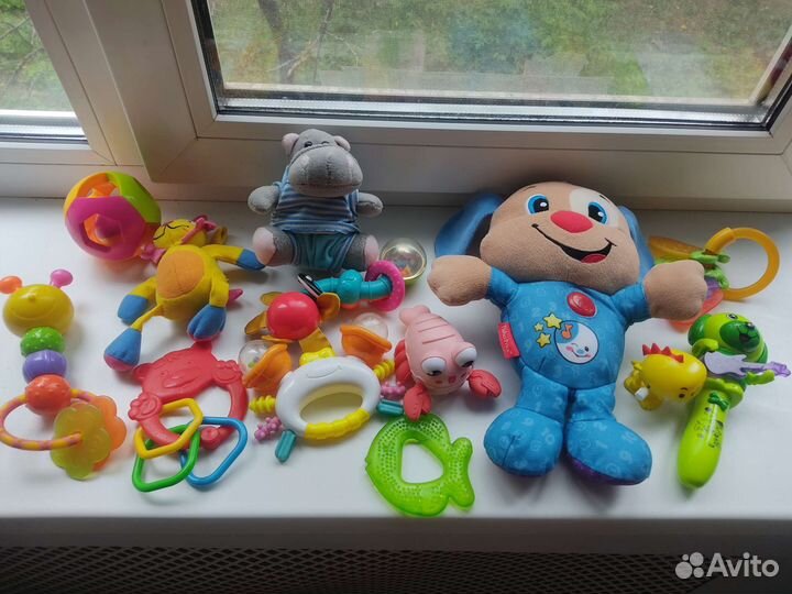 Погремушки и музыкальные игрушки
