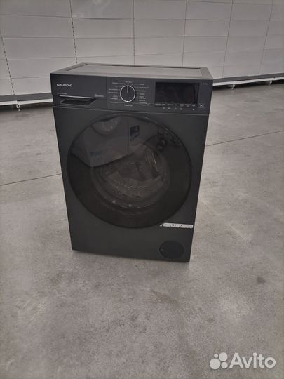 Стиральная машина новая черная космос отличная