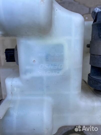 Бачок омывателя Lexus rx 2 2003-09 060851112 3844