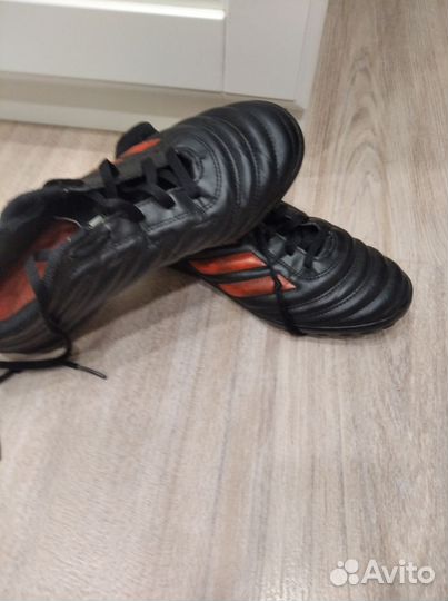 Сороконожки Адидас копа 37р