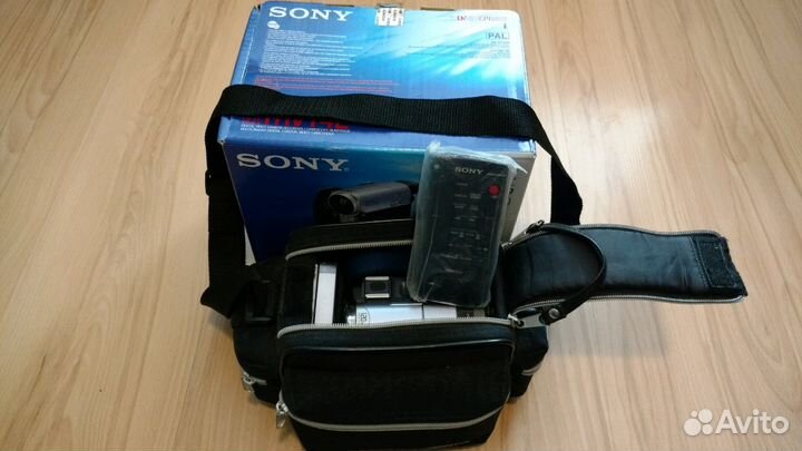 Видеокамера sony