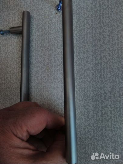 Металлические мебельные ручки новые