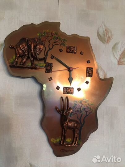 Часы настенные Африка