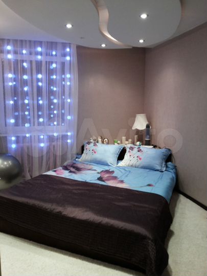 4-к. квартира, 92 м², 1/1 эт.