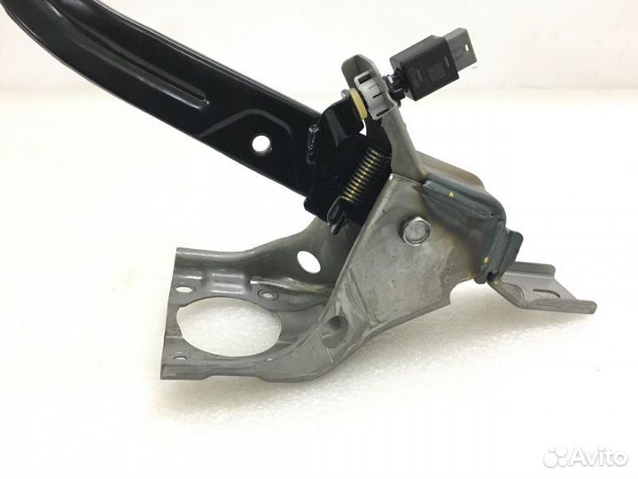 Педаль тормоза Kia Rio X-line G4FG 2020