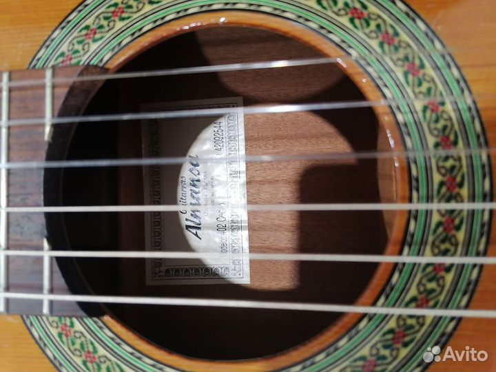 Классическая гитара almansa 402 cedro