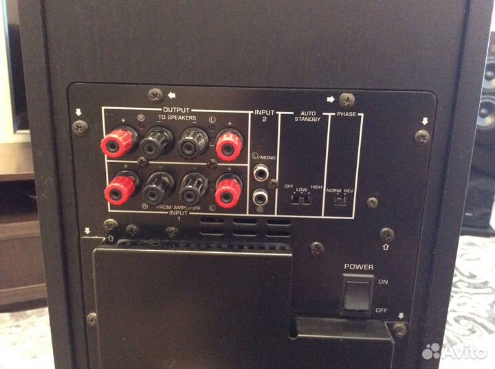 Активный сабвуфер Ymaha YST-SW305