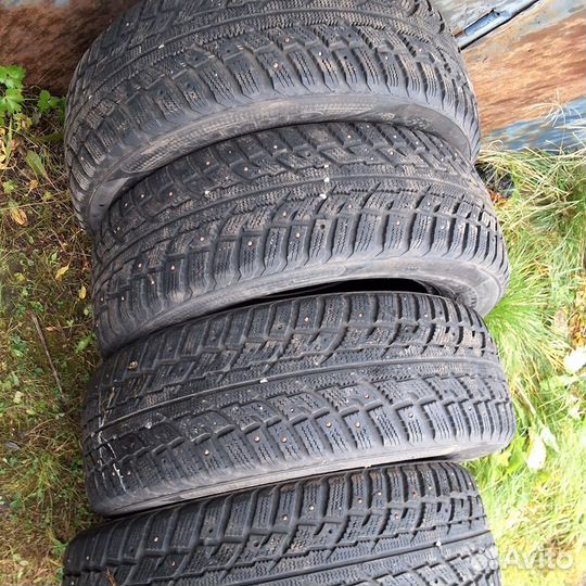 Kumho I'Zen RV Stud KC16 225/65 R17 106T