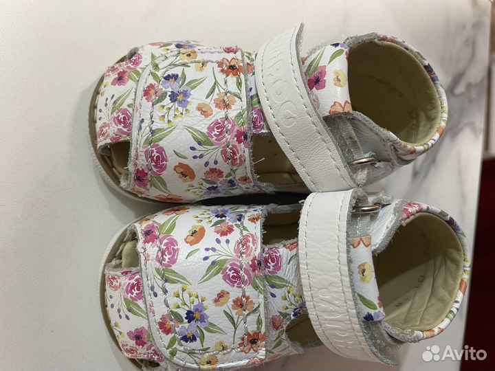 Босоножки для девочки