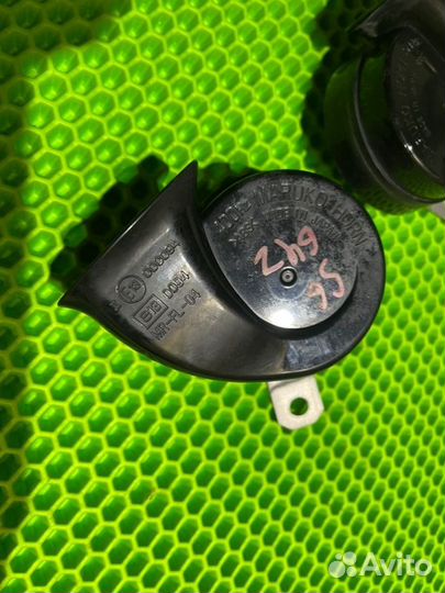 Звуковой сигнал Toyota Land Cruiser 100 2UZ 1998