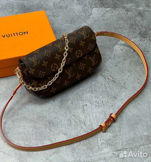 Сумка Louis Vuitton