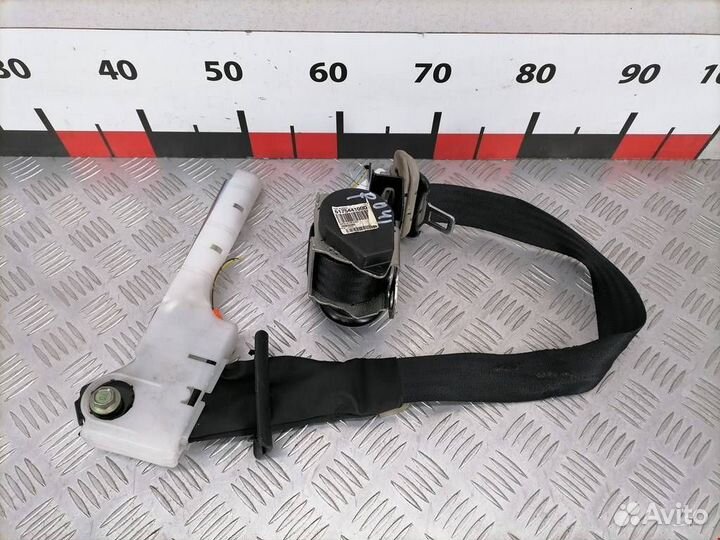 Ремень безопасности передний правый Nissan Juke