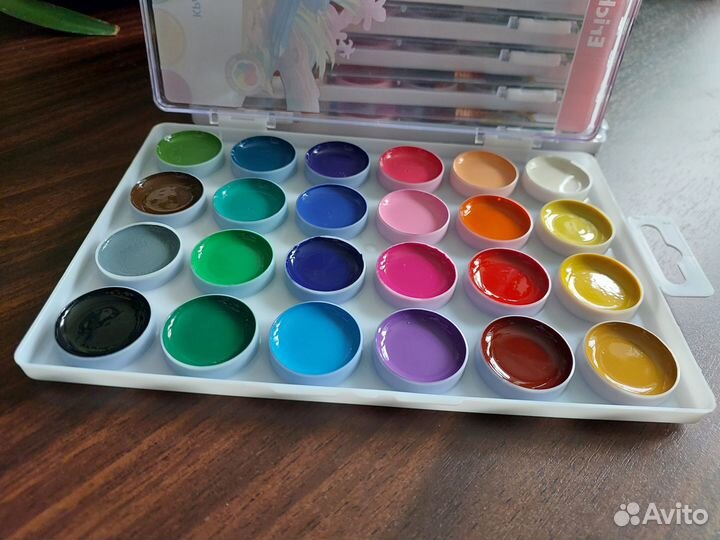 Акварельные краски 24 цвета. Новые
