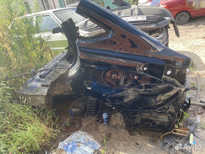 Заднее левое крыло на хендай ай40 Hyundai i40