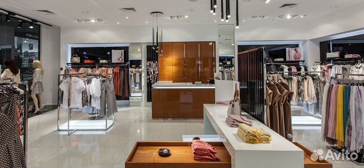 Магазин одежды в ТЦ