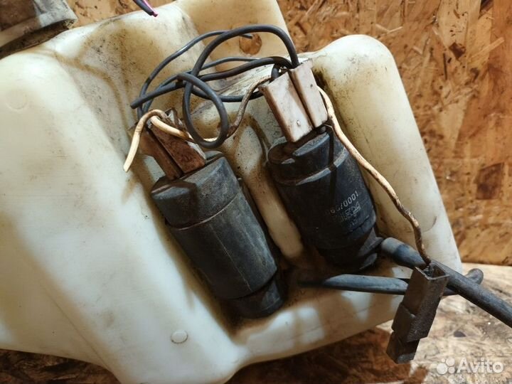 Бачок омывателя лобового стекла ваз (LADA) 2110 I