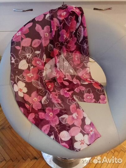 Шарфики шали и платочки в ассортименте