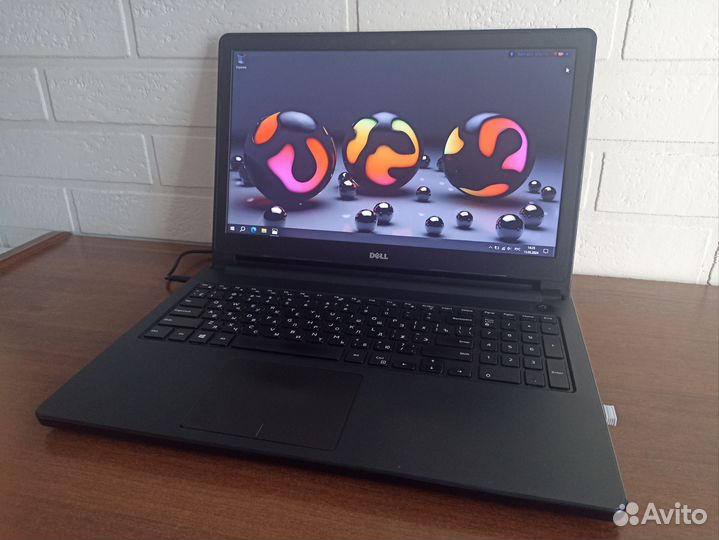 Dell 15,6/Core i3/6 gb/SSD