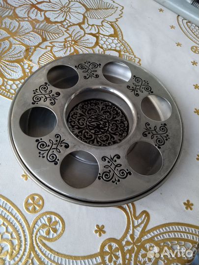 Подставка под пасхальные яйца