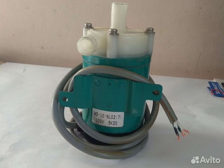Помпа iwaki MD-10NL