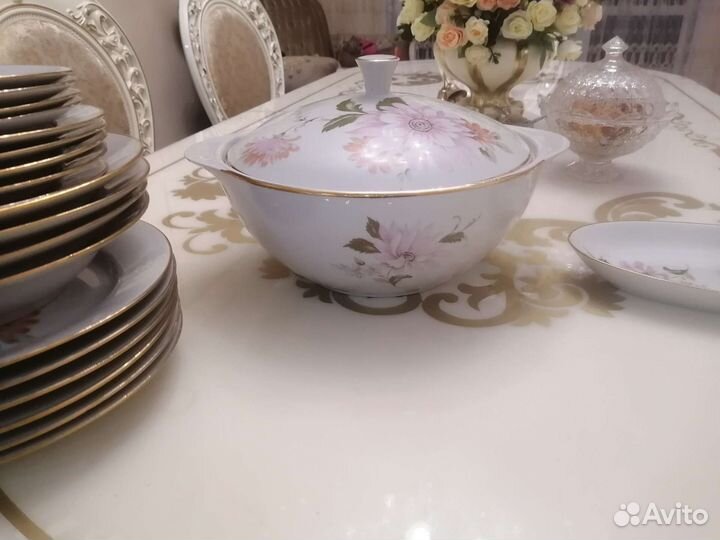 Набор столовой посуды на 6 персон