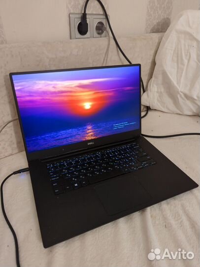 Ноутбук Dell XPS 15 9560 core i7 gtx 1050 16GB озу