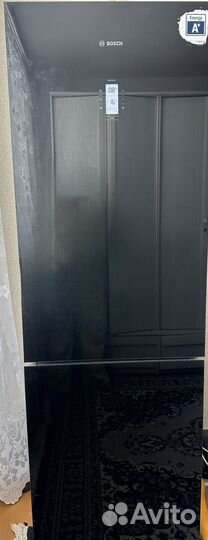 Холодильник бу bosch черное стекло