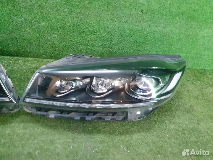 Фара передняя (комплект) Kia Sorento/Sorento Prime