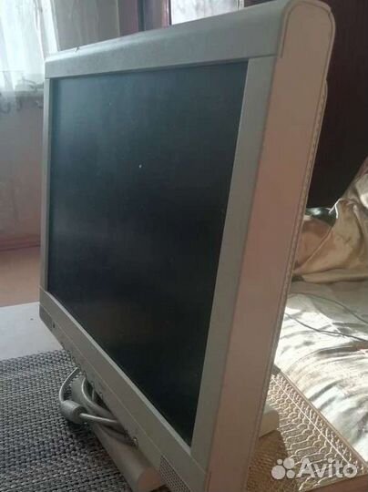 Монитор NEC 27