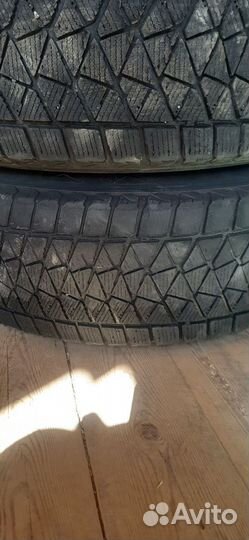 Bridgestone Blizzak DM-V2 225/70 R16