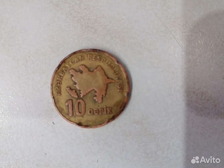 Монета 10 гяпиков