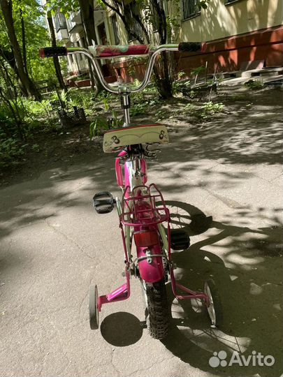 Велосипед детский четырехколесный для девочки