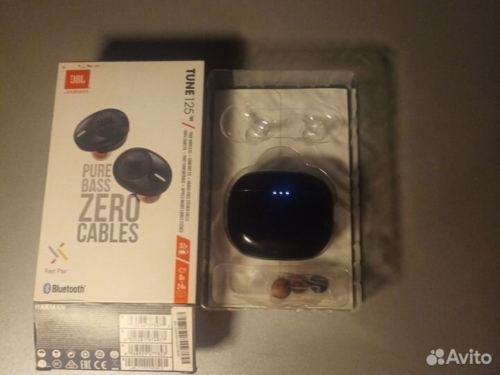 Беспроводные наушники jbl tune 215 tws бу