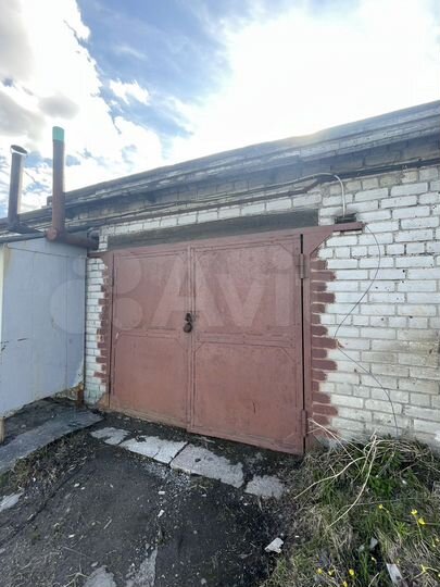 Гараж, > 30 м²