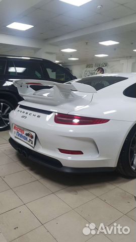 Обучение оклейке автомобилей пленками