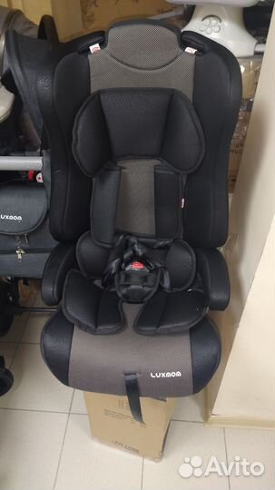 Новое автокресло Luxmom чёрное(9-36 мес)