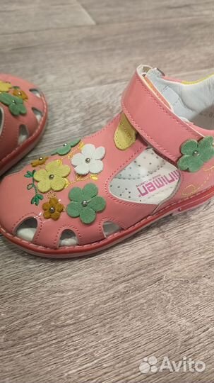 Сандалии для девочки 26 размер натуральная кожа