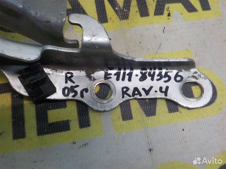 Петля капота правая Toyota RAV4 (XA20) 2000-2005