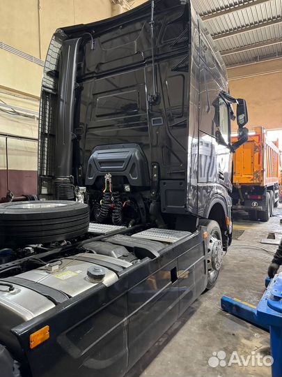 Shacman (Shaanxi) SX4188YY381, 2024