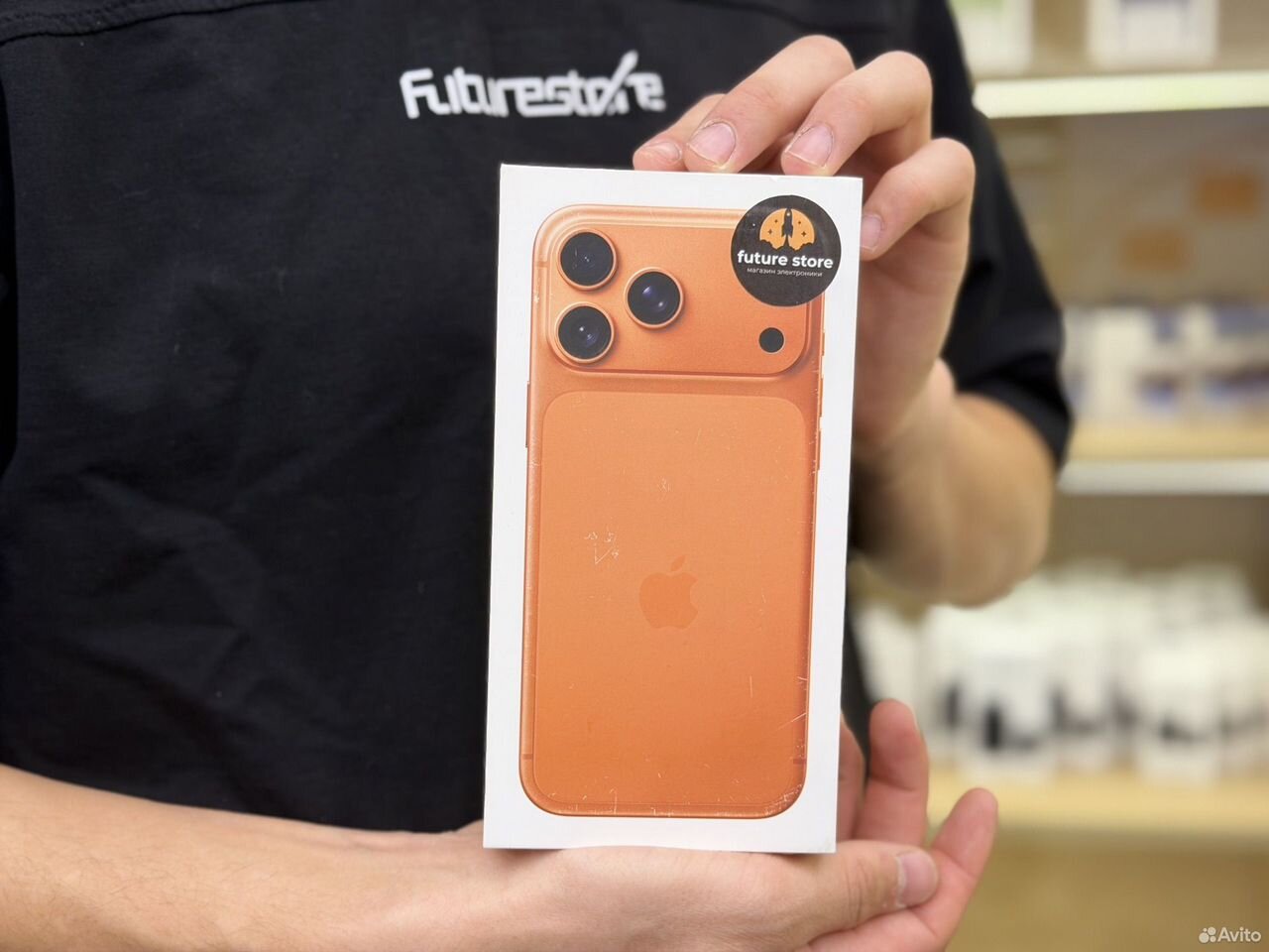 iPhone 17 Pro Max, 256 ГБ, SIM + eSIM