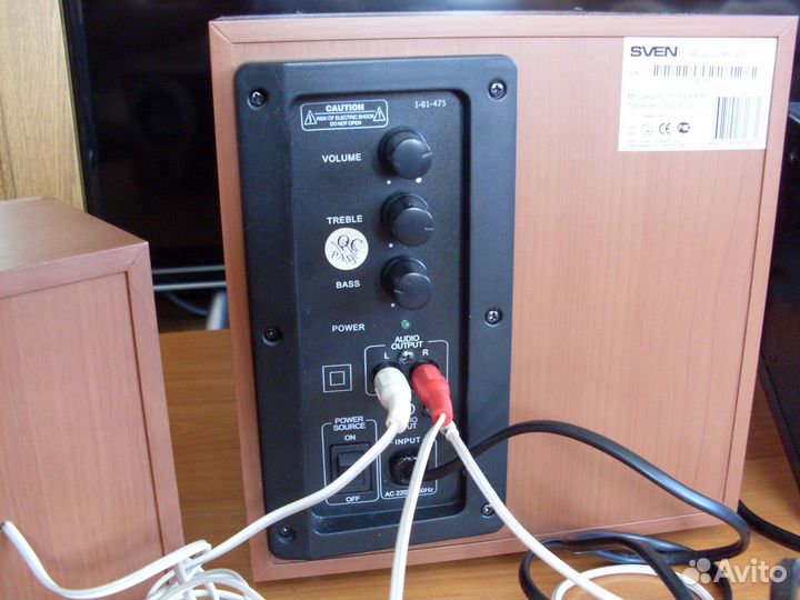 Кастомный ретро CD-плеер +аккустика 2.1 в дар