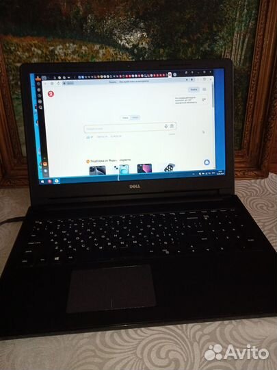 Ноутбук dell с мышкой и зарядкой рабочий