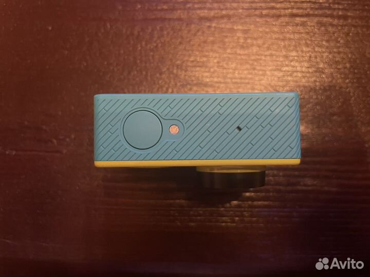 Экшн камера xiaomi yi