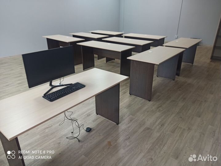 Письменный стол