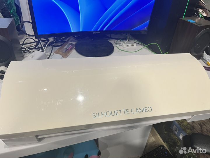 Режущий плоттер silhouette cameo 3