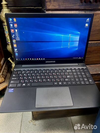 Ноутбук Aquarius